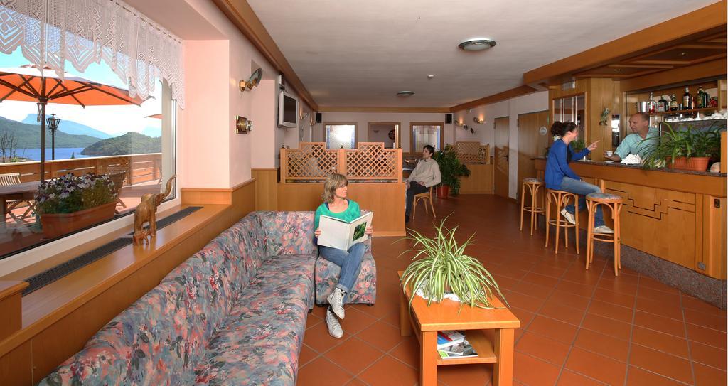 Hotel Garni Villanova Molveno Kültér fotó