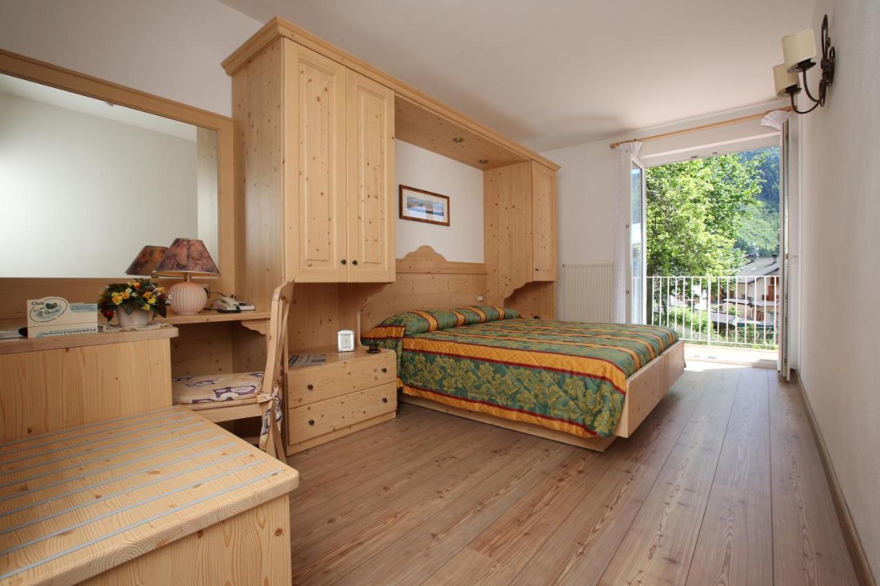 Hotel Garni Villanova Molveno Kültér fotó